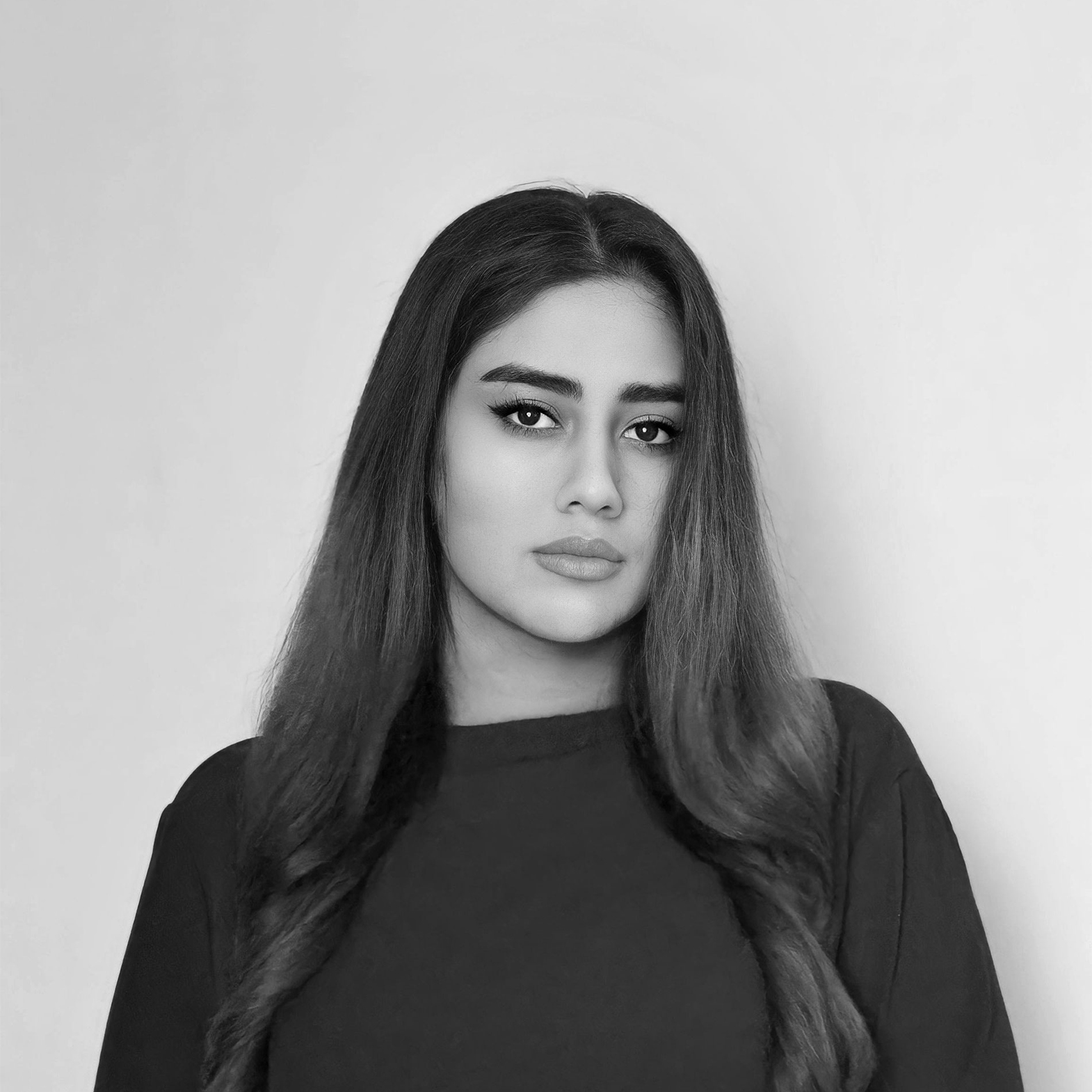 نیوشا پدرام